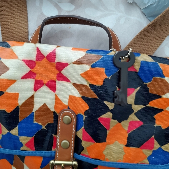 Fossil Crossbody PVS Canvas Bag. - Picture 5 of 16